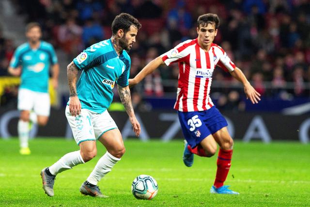 周琦31分曾凡博28+10首钢大胜福建 广东胜广州