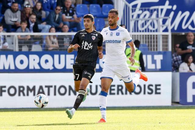 班凯罗三双魔术克鹈鹕 库兹马31分奇才胜国王