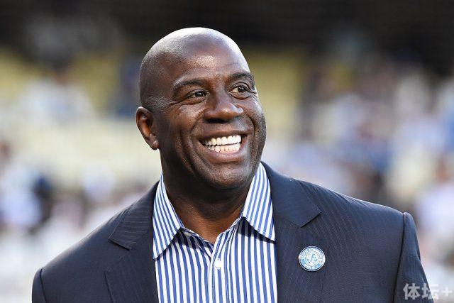 维尼修斯当选FIFA年度最佳 上个巴西人17年前卡卡